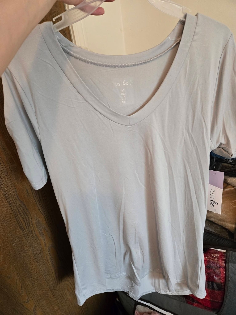 V‑Neck Short Sleeve Tee